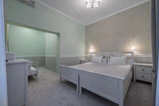 Мини-отель Буше на Чистопрудном бульваре Москва Двухместный номер с 1 кроватью или 2 отдельными кроватями и дополнительной кроватью-1